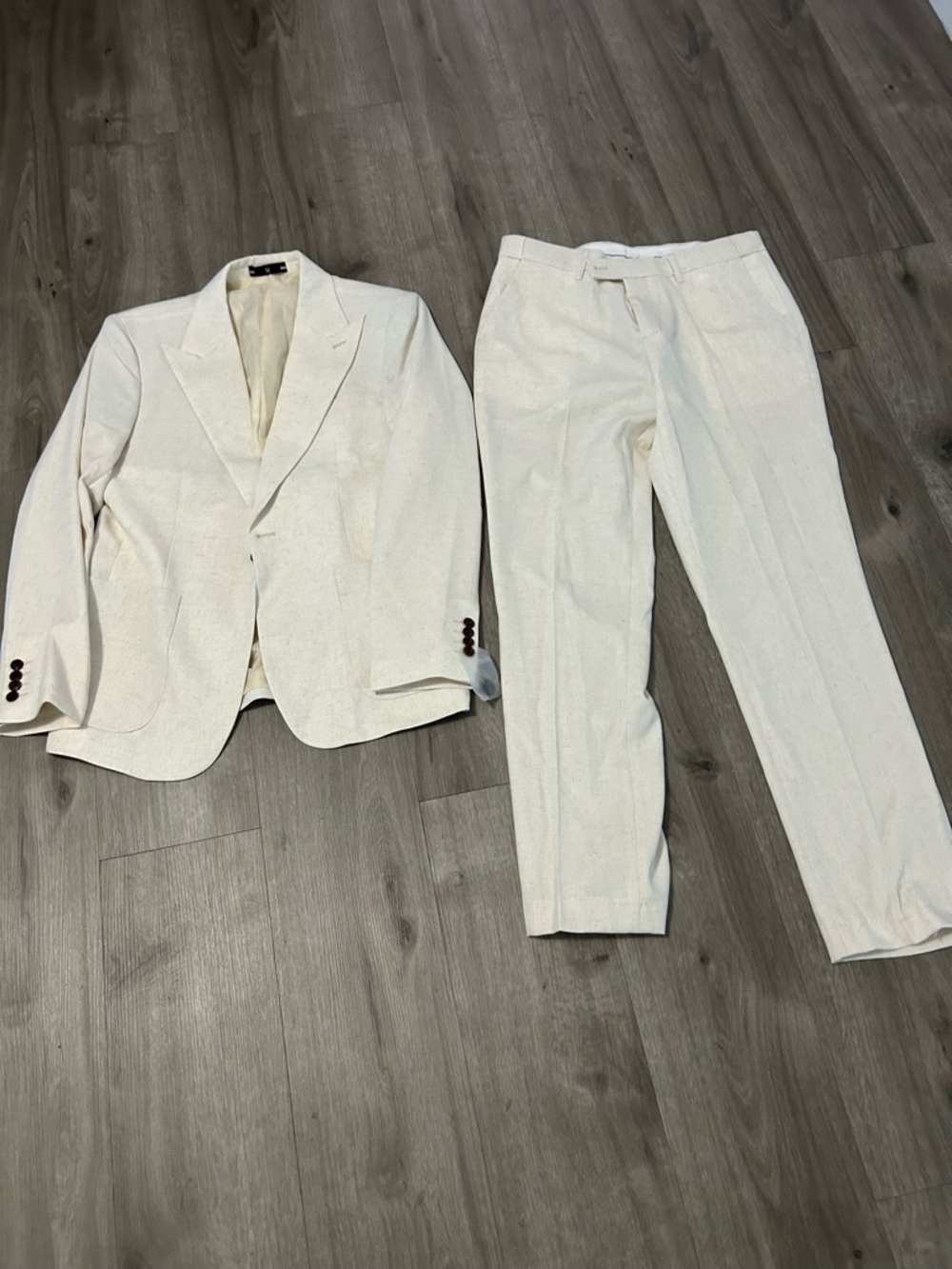 Men's Cream Linen Suit - Classic Tailored Blazer & Trousers - Picture 7 of 8
